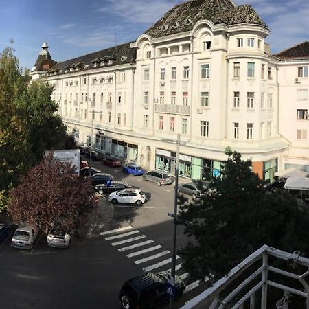 Old Town English Park Residence Craiova Exterior foto